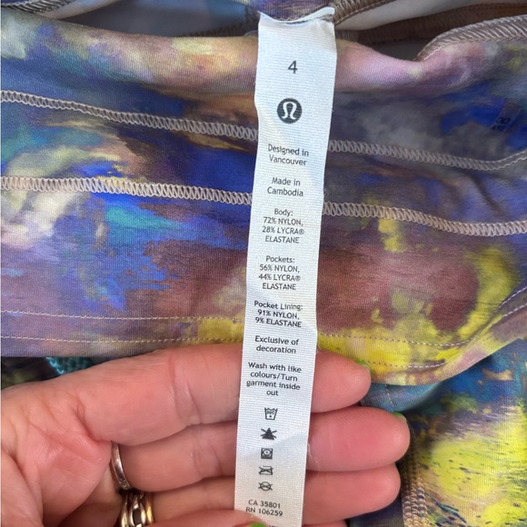 NEWS LULULEMON
CARGO SUPER HIGH-RISE HIKING
TIGHT PANTS size 4 - Picture 4 of 9